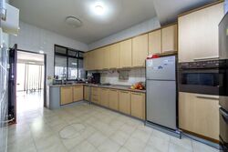 Lowland Road (D19), Terrace #563229311